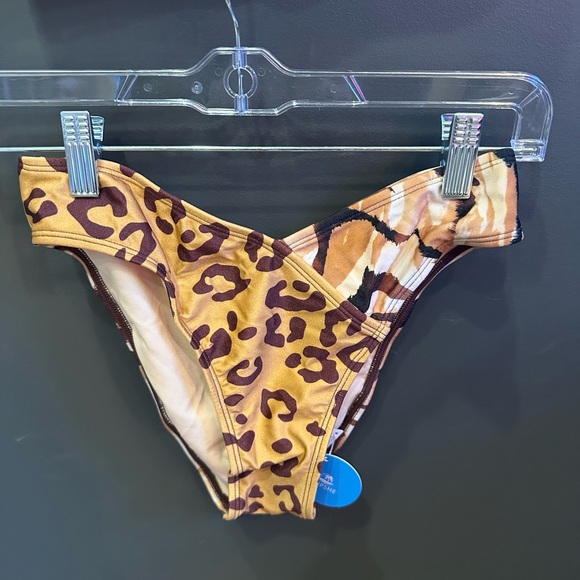 CUPSHE | Leopard Print Bikini Set | Bathing Suit | Small | NWT - Picture 3 of 5